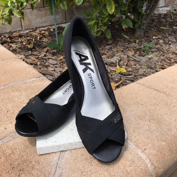 anne klein sport cloudless wedge pump